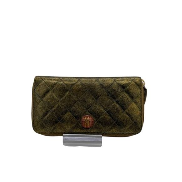 CHANEL Limited Edition Quilted Gold Zip Around Wallet with Tweed CC button*BOX - Picture 1 of 16